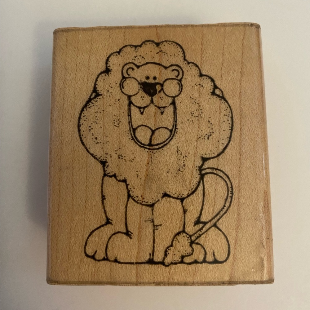D.O.T.S. H144 Big Lion rubber stamp